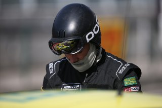 TEAM HTP MOTORSPORT (DEU) MERCEDES AMG GT3 CREW MEMBER