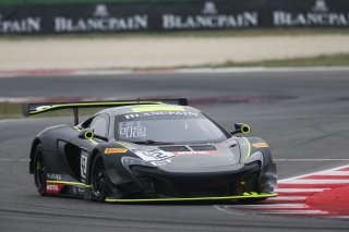 #42 STRAKKA MOTORSPORT (GBR) MCLAREN 650S GT3 NICK LEVENTIS (GBR)  LEWIS WILLIAMSON (GBR)