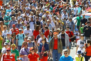 GRID WALK