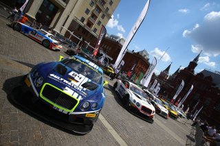 CARS DISPLAY AHEAD OF THE 4 SEASONS HOTEL