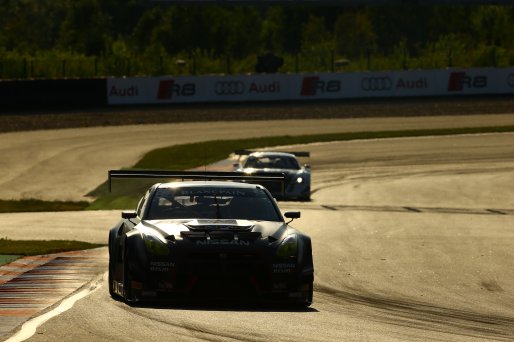 #23 NISSAN GT ACADEMY TEAM RJN (GBR) NISSAN GT-R NISMO GT3 MARK SHULZHITSKIY (RUS) NICK HAMMANN (USA) | OLIVIER BEROUD / VISION SPORT AGENCY