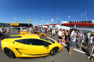 AMBIANCE HYPERCAR PADDOCK