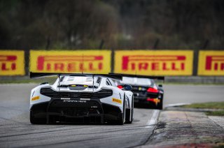 #54 ATTEMPTO RACING (DEU) MCLAREN 550 S GT3 YOSHIHARU MORI (JPN) PHILIPP WLAZIK (DEU)
