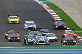 START OF THE QUALIFYING RACE