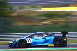 #55 ATTEMPTO RACING (DEU) MCLAREN 650 S GT3 ROB BELL (GBR) KEVIN ESTRE (FRA)