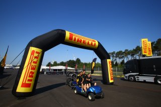AMBIANCE PIRELLI