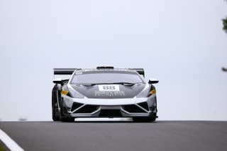 #88 REITER ENGINEERING (DEU) LAMBORGHINI GALLARDO LP560-4 R EX ALBERT VON THURN UND TAXIS (DEU) PETER KOX (NDL)