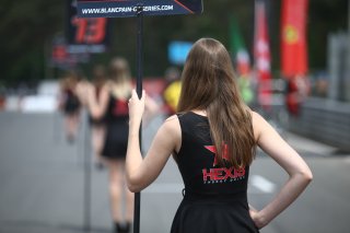 GRID GIRL