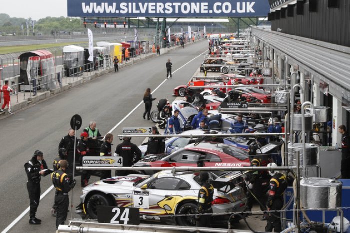 EPIC SILVERSTONE SHOWDOWN FOR COLOSSAL GT3 GRID