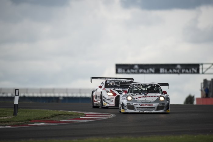 Franck Perera puts Pro GT by Almeras Porsche on pole