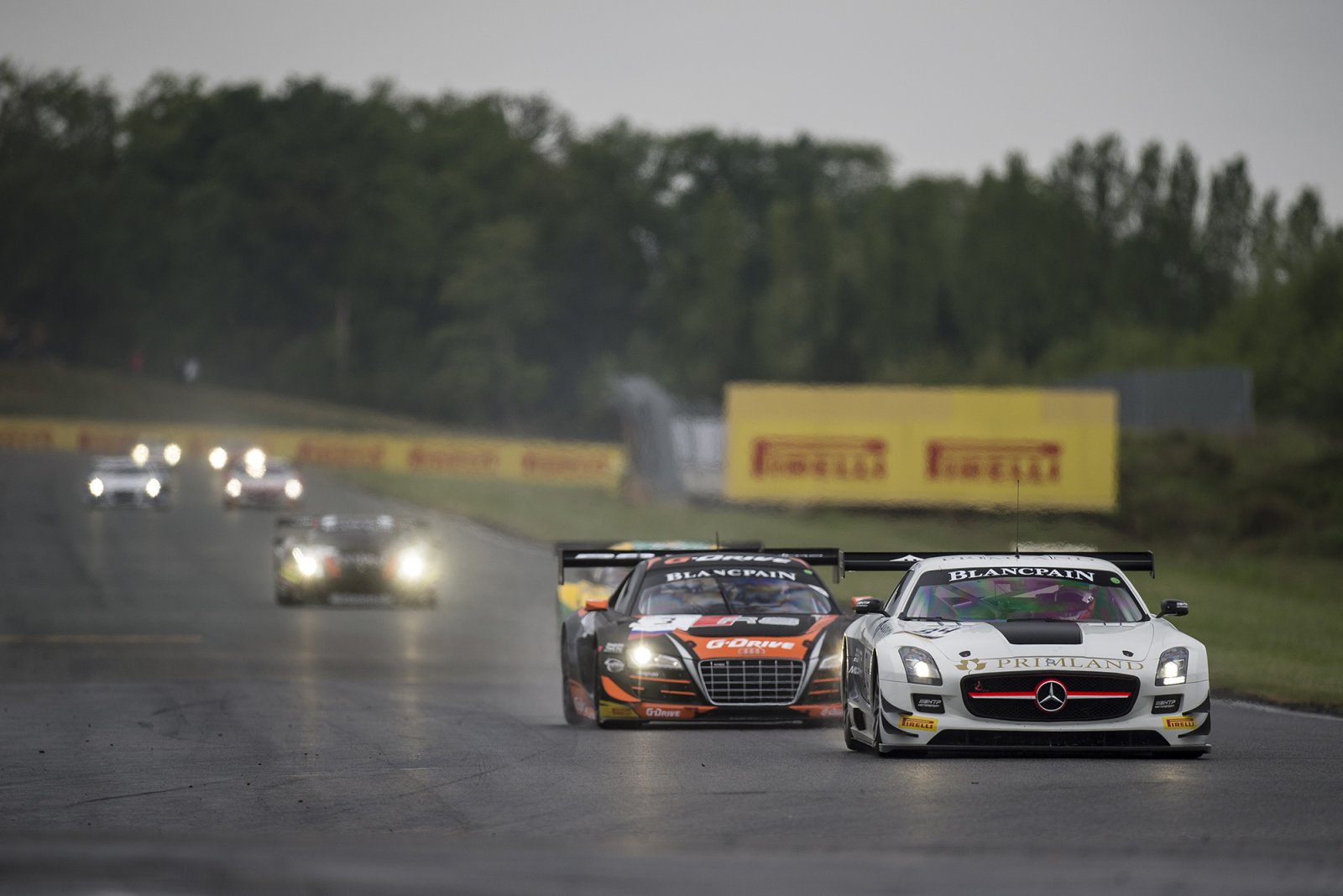 Breaking news - Nogaro Main Race - Buhk and Götz win first Main Race of 2014 Blancpain Sprint Series