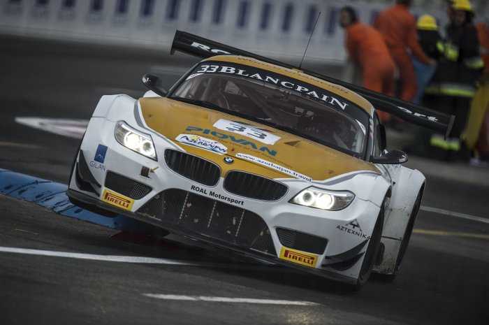 Alex Zanardi tops timesheets in first free practice