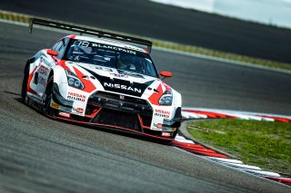 Nissan Nismo 
