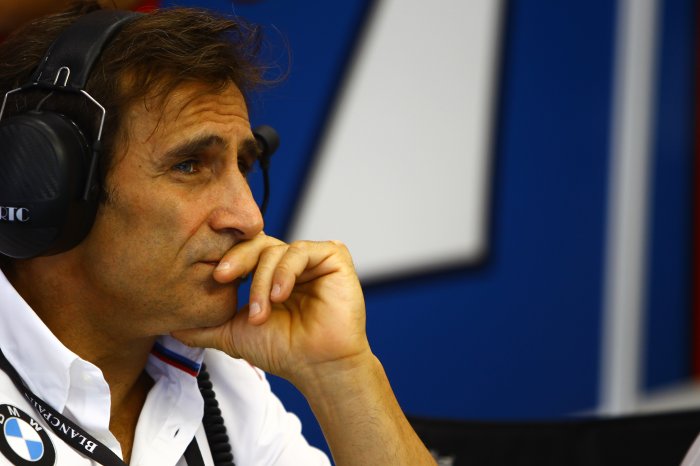 Alex Zanardi wins third Paralympic gold