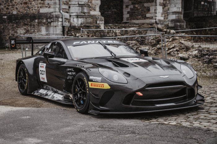 Thiim, Sørensen, Drudi to share new Aston Martin Vantage for Comtoyou Racing