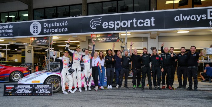 Froggatt and Hui to share Fanatec GT World Challenge Europe Powered by AWS Endurance Cup Pro-Am drivers' title 