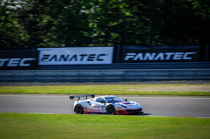 Hui on top in Sky Tempesta Racing Ferrari as Bronze Test kicks off Nürburgring weekend