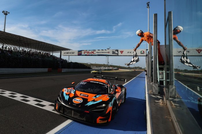 RACE 2: Garage 59 McLaren returns to the top as Kirchhöfer and Goethe triumph at Misano
