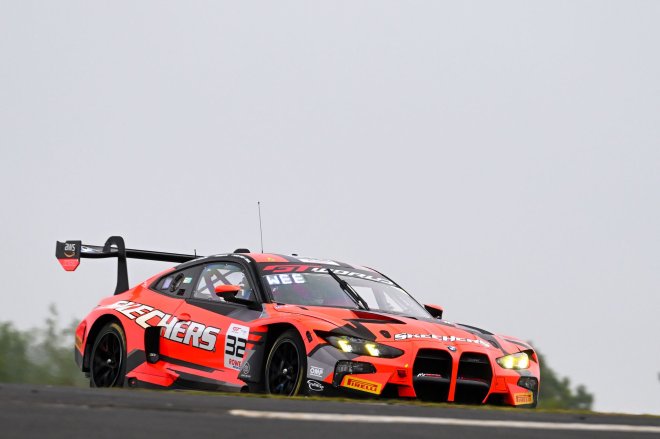 QUALIFYING: Team WRT snatches pole to lead BMW one-two at the Nürburgring