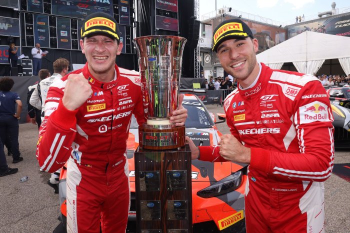 Weerts and Van der Linde win thrilling Valencia finale to seal Sprint Cup title for Team WRT and BMW 