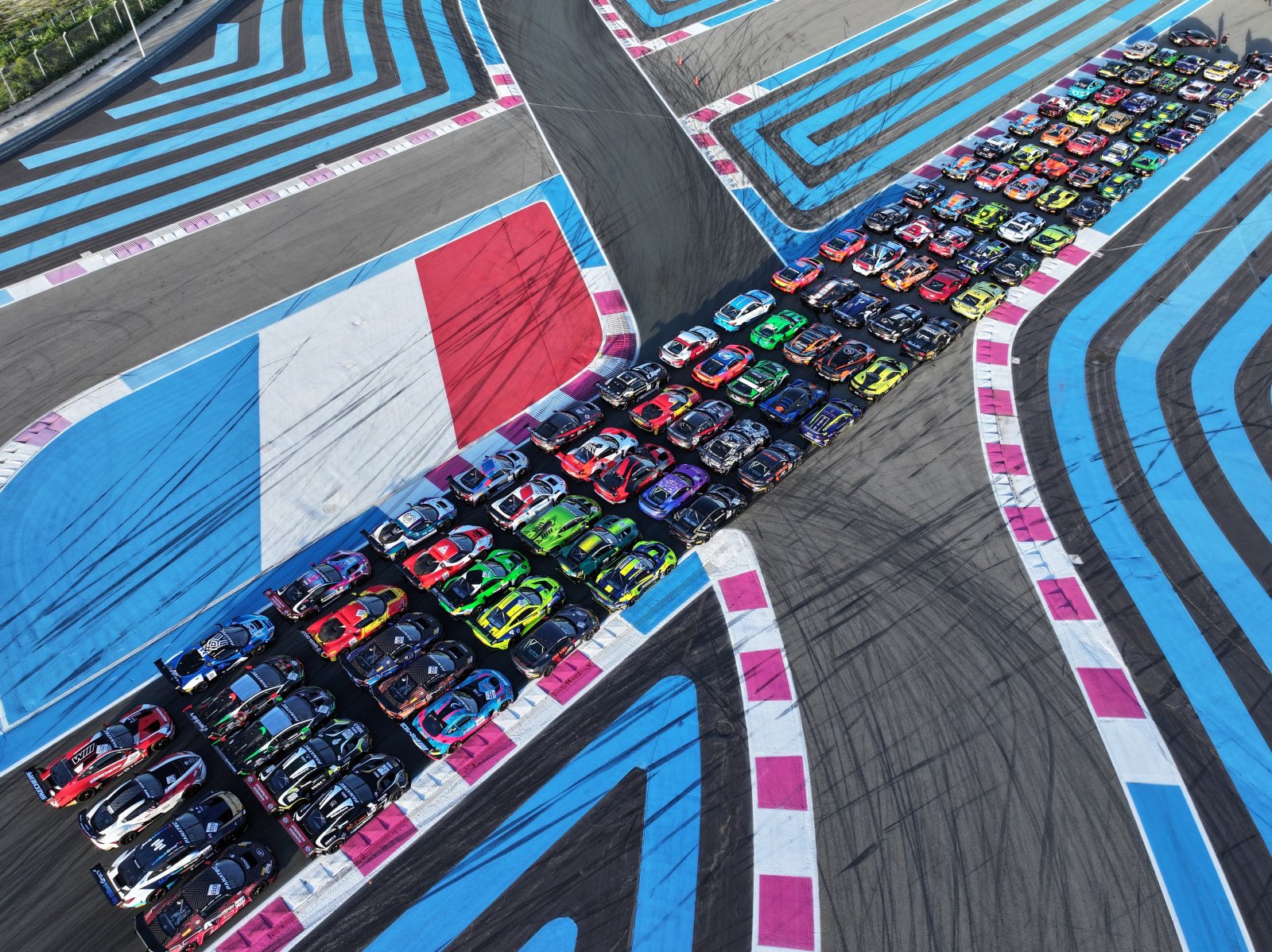 Spectacular season ahead as GT World Challenge powered by AWS reveals capacity grids featuring 10 manufacturers 