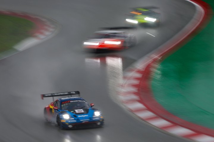 FP2: Magnus leads rain-swept session in Boutsen VDS Porsche