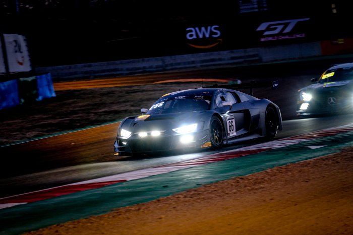 Magny-Cours preparations accelerate with two-hour night test