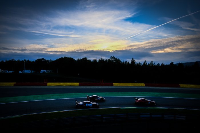 La Porsche GPX Racing sort de l’ombre lors des tests des Total 24 Hours of Spa