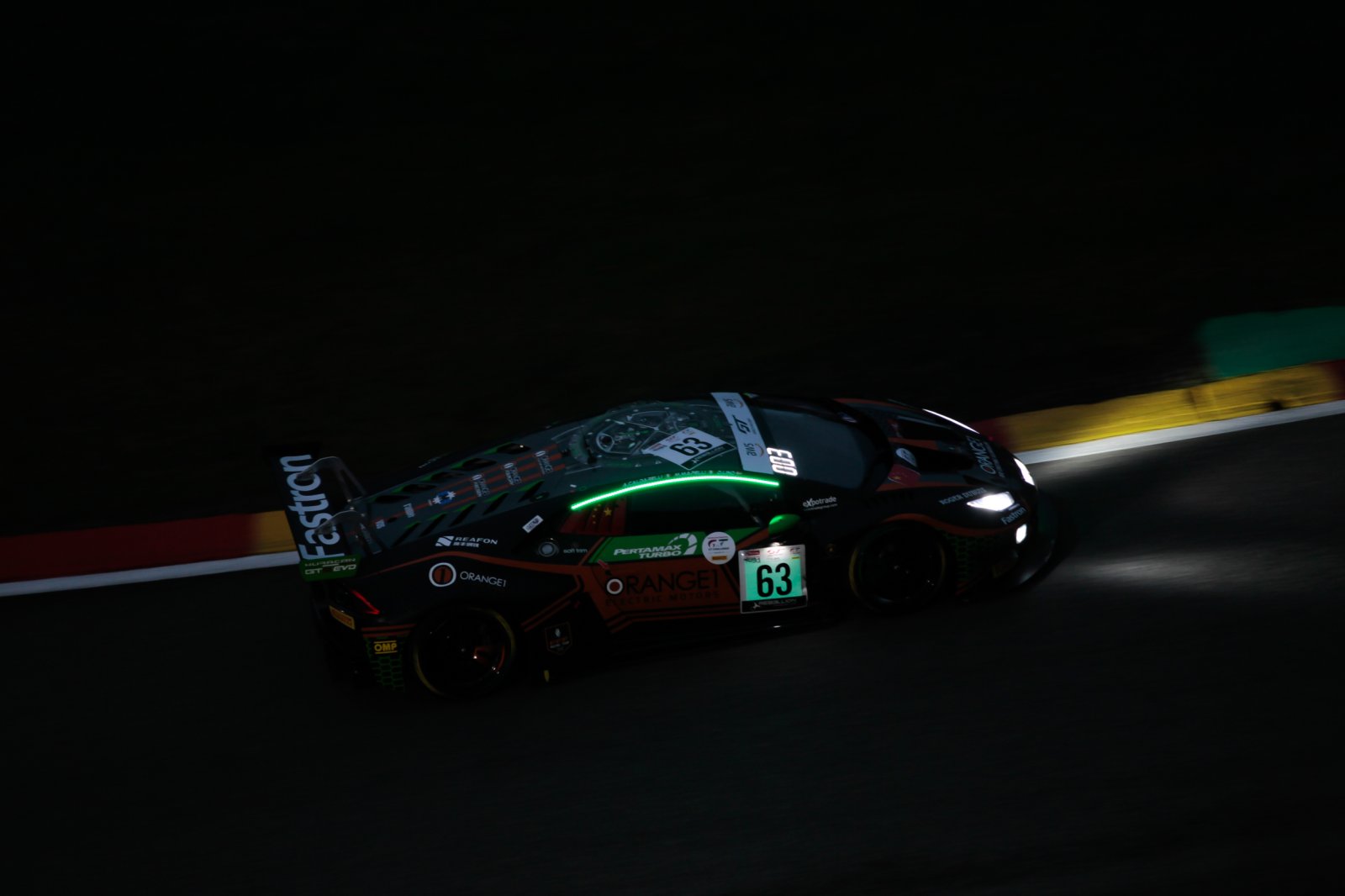 4-Hour Update: Mapelli leads the way in Orange1 FFF Lamborghini