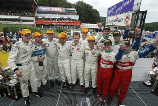 N-GT podium