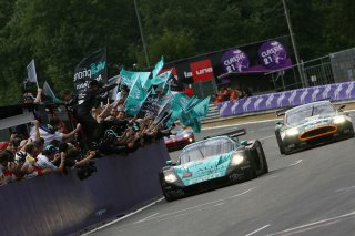 VAN DE POELE BARTELS BERTOLINI Maserati MC12 team Vitaphone Finish line