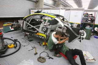 ASTON MARTIN N23 TEAM RACING BMS Box atmosphere