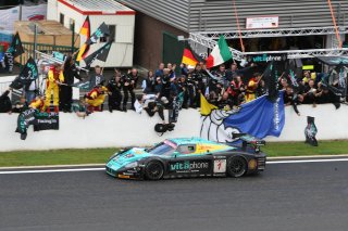 Andrea BERTOLINI - Michael BARTELS - Stephane SARRAZIN - Eric VAN DE POELE / Maserati MC 12 GT1 team