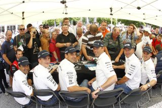 PARADE SPA ATMOSPHERE / AUTOGRAPH SESSION - BMW DRIVERS