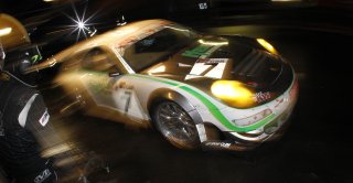 7	DAVID ASHBURN - CARL ROSENBLAD - SEBASTIAN ASCH - TIM BERGMEISTER / PORSCHE 997 GT3 RSR N7 GT2 TEA