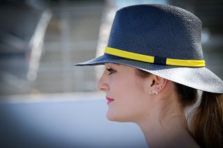 Race, Gridgirls