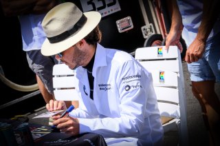 Autograph Session