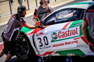 Honda Racing NSX, Pitlane
