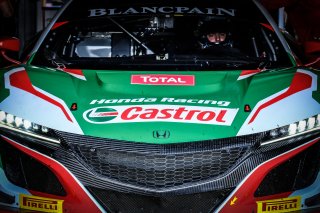 Honda Racing NSX, Pitlane
