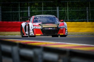 #26 Sainteloc Racing FRA Audi R8 LMS AM Cup, Track
