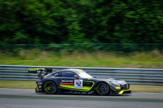 #42 Strakka Racing GBR Mercedes-AMG GT3 Pro-Am Cup, Track
