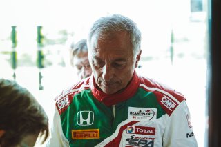 Pitlane Ambiance
