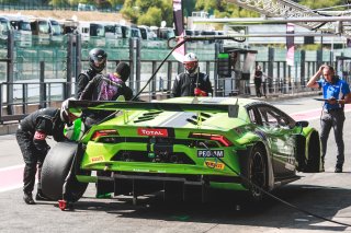 #18 Antonelli Motorsport ITA Lamborghini Huracan GT3 Pro-Am Cup Juan Perez USA Gianluca Giraudi ITA Loris Spinelli ITA Altoè Giacomo ITA, Pitlane Ambiance
 | SRO / Patrick Hecq Photography