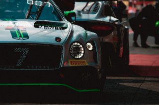 #7 Bentley Team M-Sport GBR Bentley Continental GT3 - Steven Kane GBR Jordan Pepper ZAF Jules Gounon FRA - -, Pitlane Ambiance
