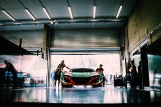#30 Castrol Honda Racing ITA Acura Honda NSX GT3 Pro-Am Cup Riccardo Patrese ITA Loic Depailler FRA Bertrand Baguette BEL Esteban Guerrieri ARG, Pitlane Ambiance

