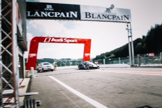 Pitlane Ambiance
