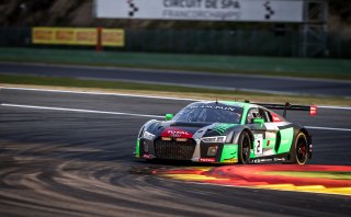 #2 Audi Sport Team WRT BEL Audi R8 LMS - - - René Rast DEU Nico Müller CHE Robin Frijns NDL, superpole
 | SRO /  Kevin Pecks