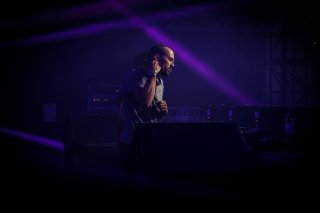 Concert Synapson, Race
