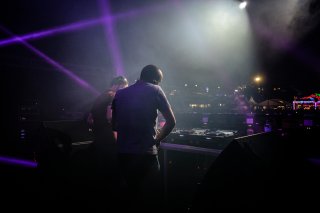 Concert Synapson, Race
