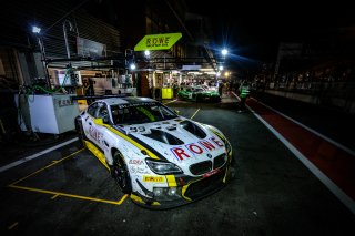 Night Pitlane Ambiance, Race
